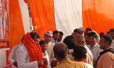 प्रयागराज ज़ारी रीवा रोड पर भारतीय राष्ट्रीय पार्टी की हुंकार, हजारों लोगों की मौजूदगी में गूंजा व्यवस्था परिवर्तन का संकल्प