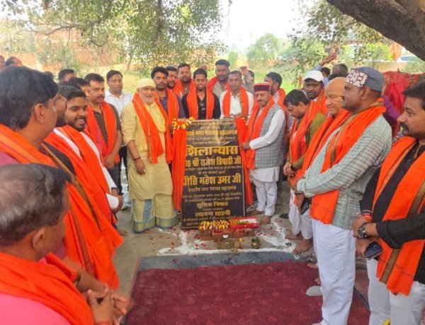 बड़हलगंज: आस्था और विकास का संगम, चंडी माता मंदिर पोखरा सुंदरीकरण कार्य का भव्य शुभारंभ