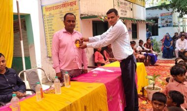 बैरिहवा विद्यालय में सजी सफलता की रंगीन शाम — वार्षिक उत्सव में सम्मान, विदाई और सपनों को मिली नई उड़ान