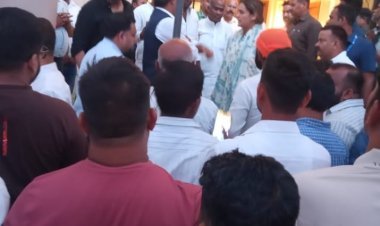 समाजवादी परिवार में शोक की लहर : प्रदेश सचिव लल्लन चौहान ने लखनऊ पहुंचकर स्वर्गीय प्रतीक यादव को दी भावभीनी श्रद्धांजलि