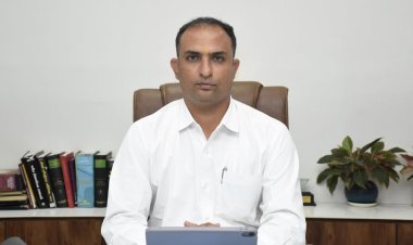 तेजस परमार ने संभाली सूरत जिला कलेक्टर की कमान: बोले— जनहित योजनाओं का लाभ अंतिम व्यक्ति तक पहुंचाना होगी प्राथमिकता
