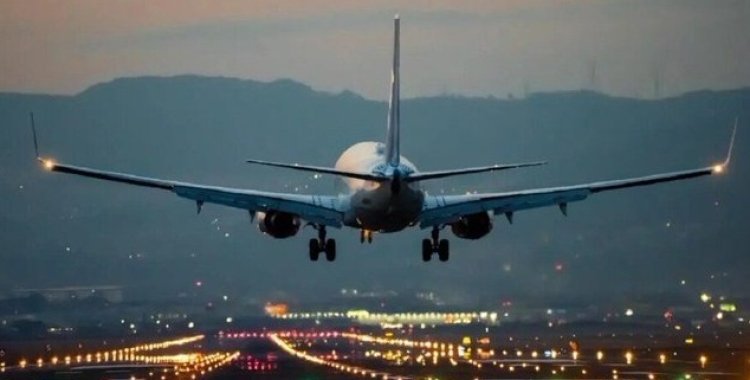 हैदराबाद एयरपोर्ट पर हाई अलर्ट: जर्मनी से आई फ्लाइट को बम से उड़ाने की धमकी, सुरक्षा एजेंसियों में मचा हड़कंप