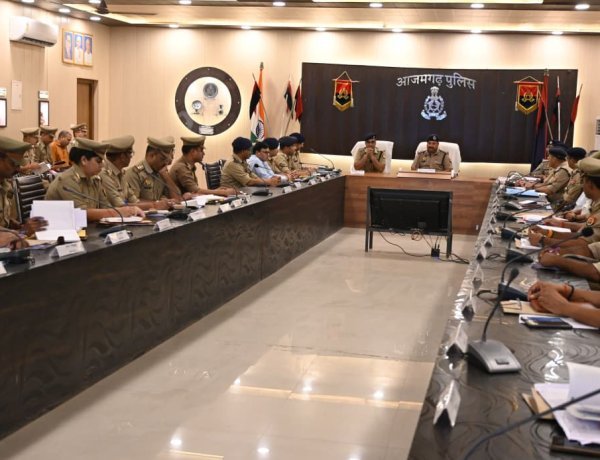 श्रावण से रक्षाबंधन तक अलर्ट मोड में आजमगढ़ पुलिस: अपराधियों पर होगी सख्त कार्रवाई, त्योहारों में सुरक्षा व्यवस्था होगी अभेद्य