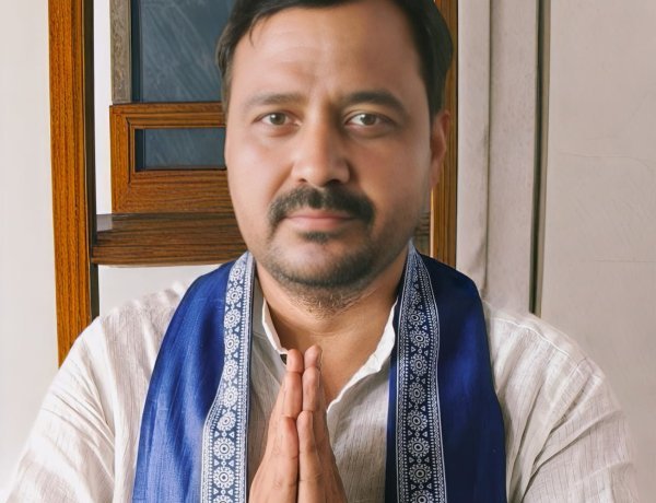 बढ़नी के टीसम गाँव के जमीनी नेता नौशाद आलम को आजाद समाज पार्टी ने सौंपी विधानसभा प्रभारी की कमान, 2027 के चुनावी समीकरणों में बढ़ी हलचल