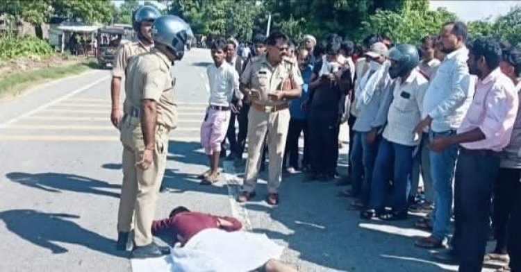 शोहरतगढ़ के मड़वा तिराहे पर दर्दनाक सड़क हादसा: रोडवेज बस की चपेट में आने से युवक की मौत