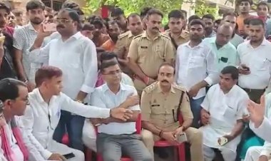 प्रतापगढ़ में हत्या के बाद 40 घंटे से नहीं उठा शव, थानेदार के निलंबन से बुलडोजर एक्शन तक की मांग