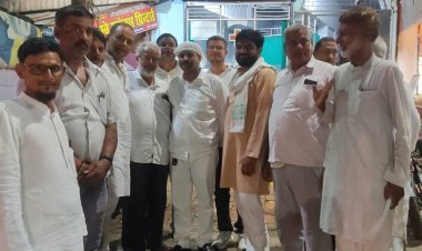 बढ़नी में सपा की रणनीतिक बैठक, वरिष्ठ नेता उग्रसेन प्रताप सिंह ने कार्यकर्ताओं में भरा जोश