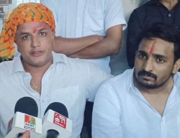 विधायक निधि पर भुअर अखाड़ा संचालक के सवालों से गरमाई गोपालपुर की सियासत, देवरांचल में खर्च का मांगा पूरा हिसाब