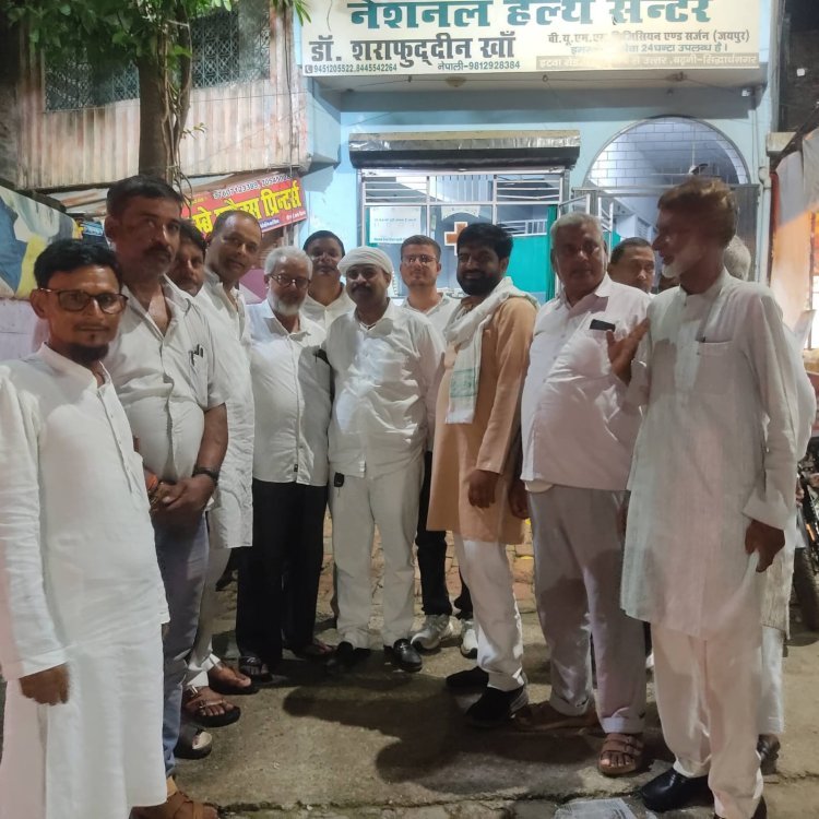 बढ़नी में सपा की रणनीतिक बैठक, वरिष्ठ नेता उग्रसेन प्रताप सिंह ने कार्यकर्ताओं में भरा जोश