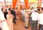 आजमगढ़ पहुंचे मुख्यमंत्री योगी आदित्यनाथ: विनोद राय के आवास पर दिवंगत माता जमुरता देवी को दी भावभीनी श्रद्धांजलि