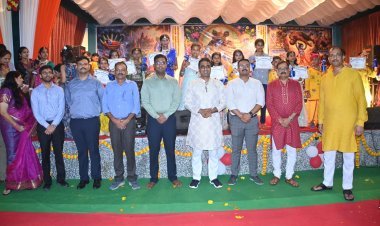 ‘जय श्रीकृष्ण’ के जयघोष से गूंज उठी पुलिस लाइन आजमगढ़, श्रद्धा और हर्षोल्लास के साथ मनाया गया श्रीकृष्ण जन्मोत्सव
