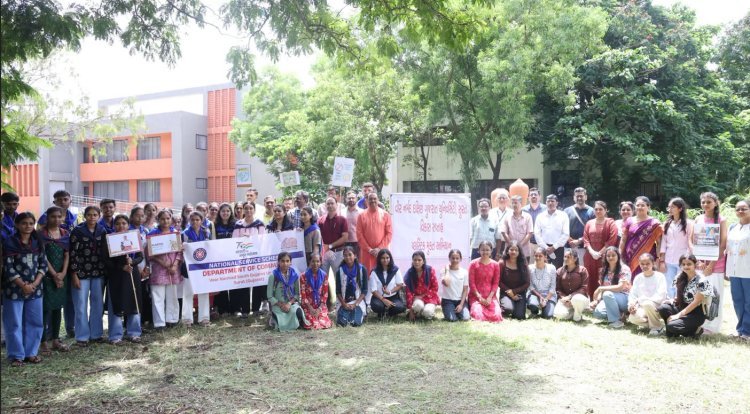 पर्यावरण संरक्षण की दिशा में VNSGU का एक और बड़ा कदम: ‘प्लास्टिक मुक्त कैंपस’ के लिए चलाया श्रमदान अभियान
