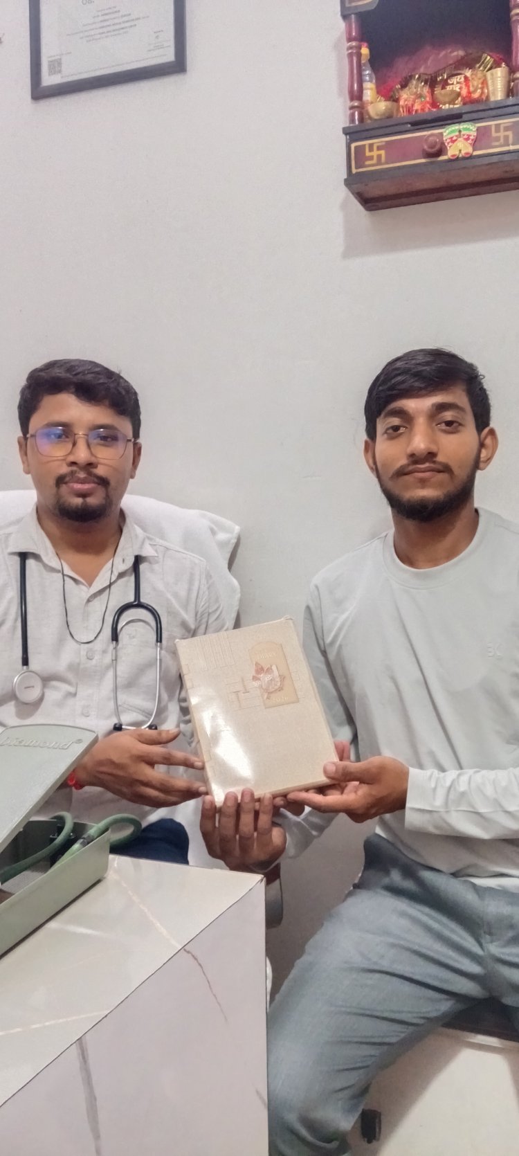 कराटे एवं आत्मरक्षा के क्षेत्र में उत्कृष्ट योगदान के लिए कोच चंद्र प्रकाश मौर्य सम्मानित
