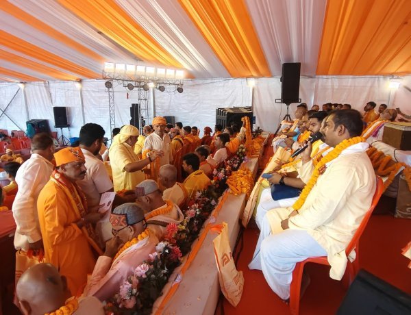 रुद्र महायज्ञ के दूसरे दिन अरणी मंथन से प्रज्ज्वलित हुई यज्ञाग्नि, 108 ब्राह्मणों का हुआ पूजन