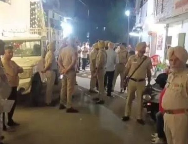 पंजाब के मोगा में ताबड़तोड़ फायरिंग से दहशत, दो की मौत; दुकान के बाहर बैठे युवकों पर बरसाईं गोलियां